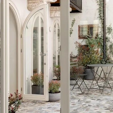 Szálloda April1550 Boutique