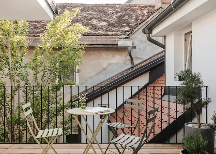 April1550 Boutique Ljubljana