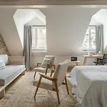 April1550 Boutique Hotel 4*