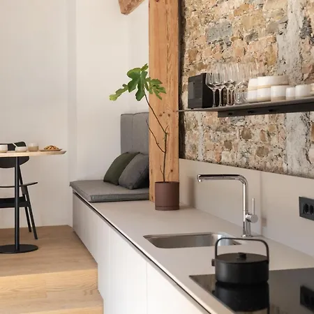 April1550 Boutique 4* Lublaň