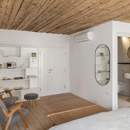 Hotel April1550 Boutique