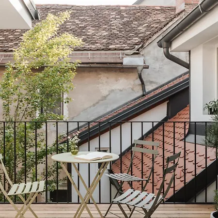 April1550 Boutique Laibach