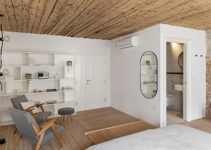 Hotel April1550 Boutique